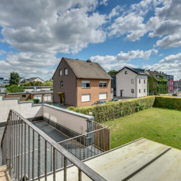 Balkon OG